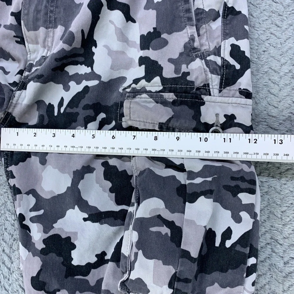 Levi's Cargo Pants Mens 36 (Fits 36x29) Gray Camo Straight Leg Cotton 12462-0019